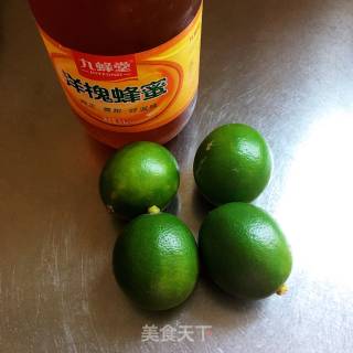 蜂蜜柠檬水的做法步骤：1