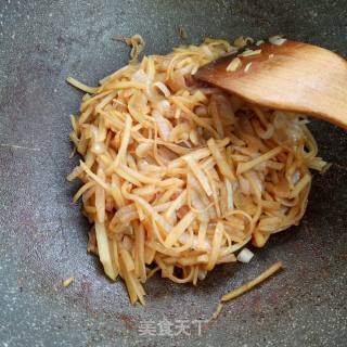 洋葱土豆丝的做法步骤：6