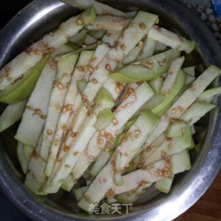 酱香茄条的做法步骤：1