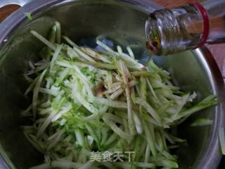 黄瓜拌粉皮的做法步骤：9