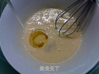 香蕉酸奶戚风蛋糕的做法步骤：6