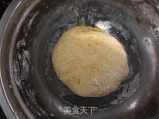 南瓜甜花卷的做法步骤：3