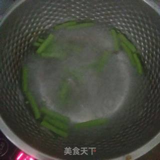 茄汁鸡丝盖烧浇饭的做法步骤：3
