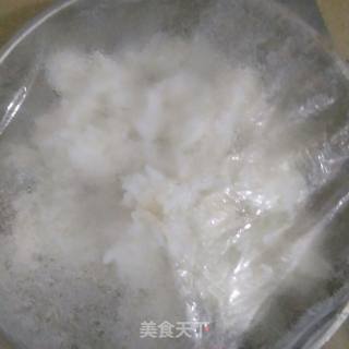 火腿青椒蛋炒饭的做法步骤：2