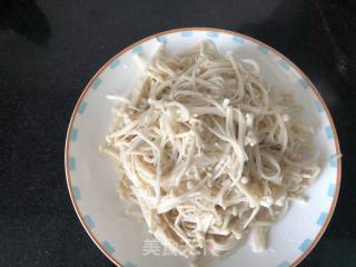 #快手小炒菜#蒜香金针菇的做法步骤：3