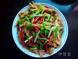 下饭菜一一水煮凤爪的做法步骤：7