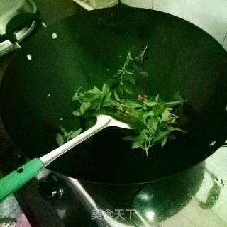 炒花甲的做法步骤：3
