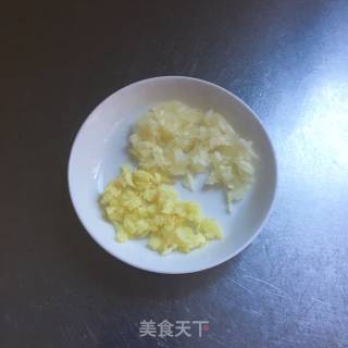 番茄炒丝瓜的做法步骤：3