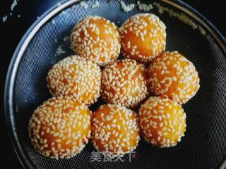 红薯芝麻糯米球的做法步骤：13