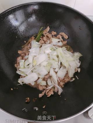 大葱炒肉的做法步骤：5