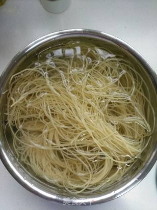 朝鲜面的做法步骤：1