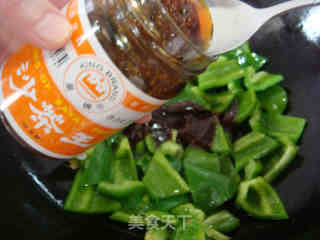家常炒鸡蛋的做法步骤：4