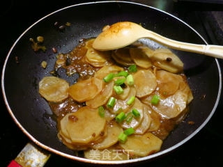 快手小炒菜--酱爆土豆片的做法步骤：6