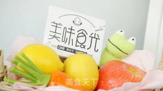 美味食光 | 女神们都在喝的美白神器，你get了吗？的做法步骤：1