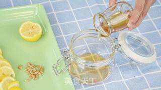 美味食光 | 女神们都在喝的美白神器，你get了吗？的做法步骤：3