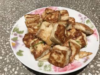 香煎豆腐的做法步骤：5