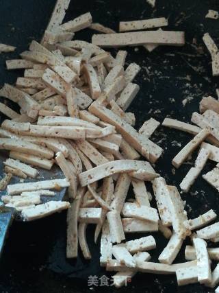 韭苔炒豆腐的做法步骤：5