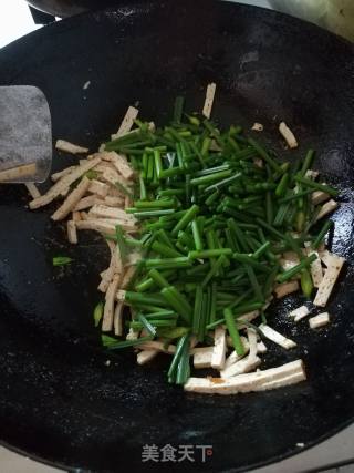 韭苔炒豆腐的做法步骤：6