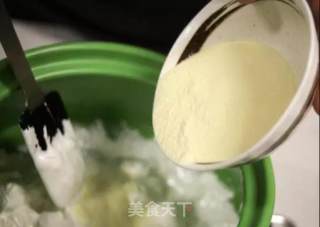 宝宝最爱·牛轧糖的做法步骤：2