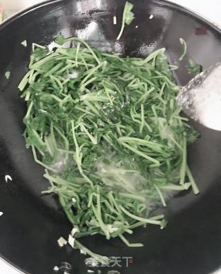 清炒萝卜菜的做法步骤：4