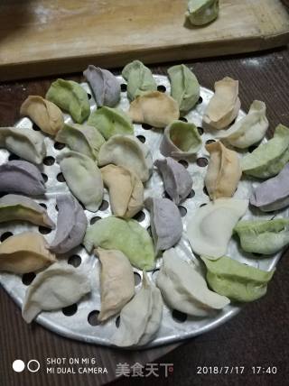 五彩水饺的做法步骤：3