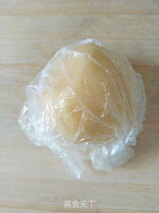 蛋黄酥的做法步骤：5