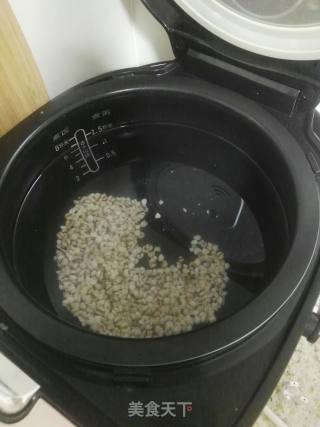 柠檬薏米水的做法步骤：1