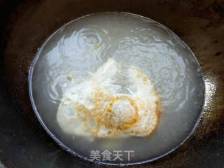 白菜火腿豆腐汤的做法步骤：6