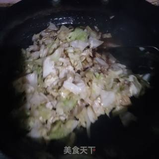 家常炒洋白菜的做法步骤：4