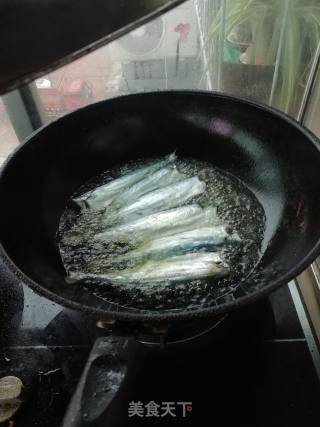 小满日食记之《油煎小燕鱼》的做法步骤：4