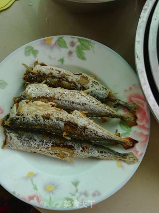 小满日食记之《油煎小燕鱼》的做法步骤：6