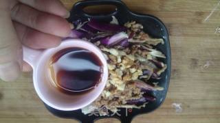 肉末手撕茄子的做法步骤：10