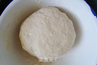 韭菜鸡蛋馅煎饺的做法步骤：1