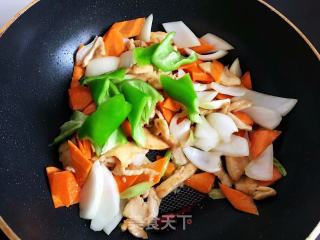 三色小炒肉，高颜值快手菜的做法步骤：7