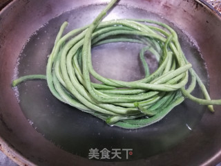 爽口拌豇豆的做法步骤：2