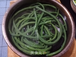 爽口拌豇豆的做法步骤：3