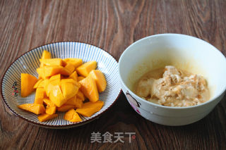 鲜果冰淇淋奶昔的做法步骤：3