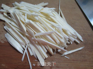 茭白拌鸡毛菜的做法步骤：2
