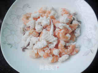 沙茶酱海鲜炒饭的做法步骤：6