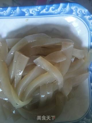 酸菜炒魔芋丝的做法步骤：4