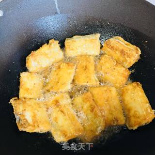 糖醋带鱼的做法步骤：4