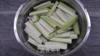 蒜蓉粉丝蒸丝瓜的做法步骤：5