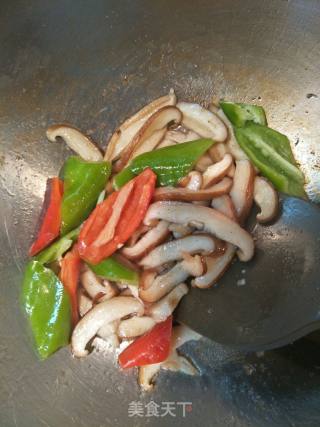 香菇小炒肉的做法步骤：6