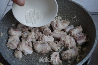 百香果排骨的做法步骤：4