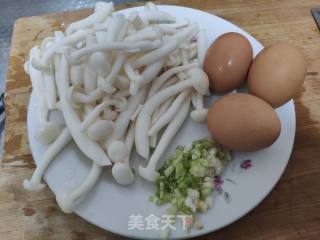 蘑菇鸡蛋汤的做法步骤：1