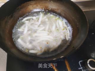 蘑菇鸡蛋汤的做法步骤：4