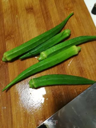 秋葵肉饼的做法步骤：2