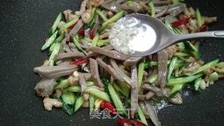 肉丝炒灌肠的做法步骤：10