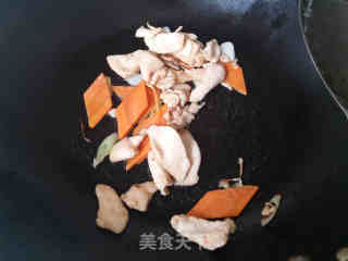 沙茶酱熘鸡片的做法步骤：8