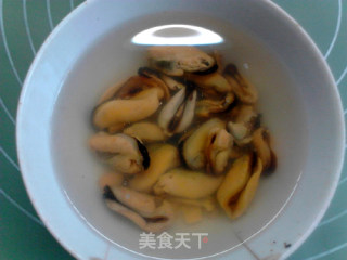 淡菜丝瓜汤的做法步骤：2
